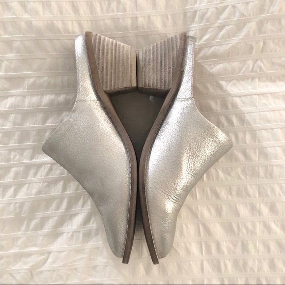 Kelsi Dagger Brooklyn silver Kerley mules 🤍 - Picture 15 of 16
